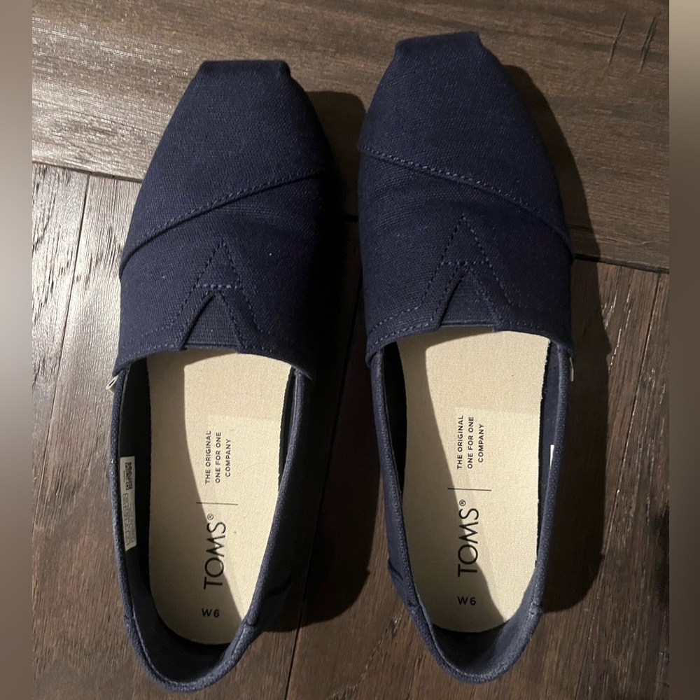 TOMS